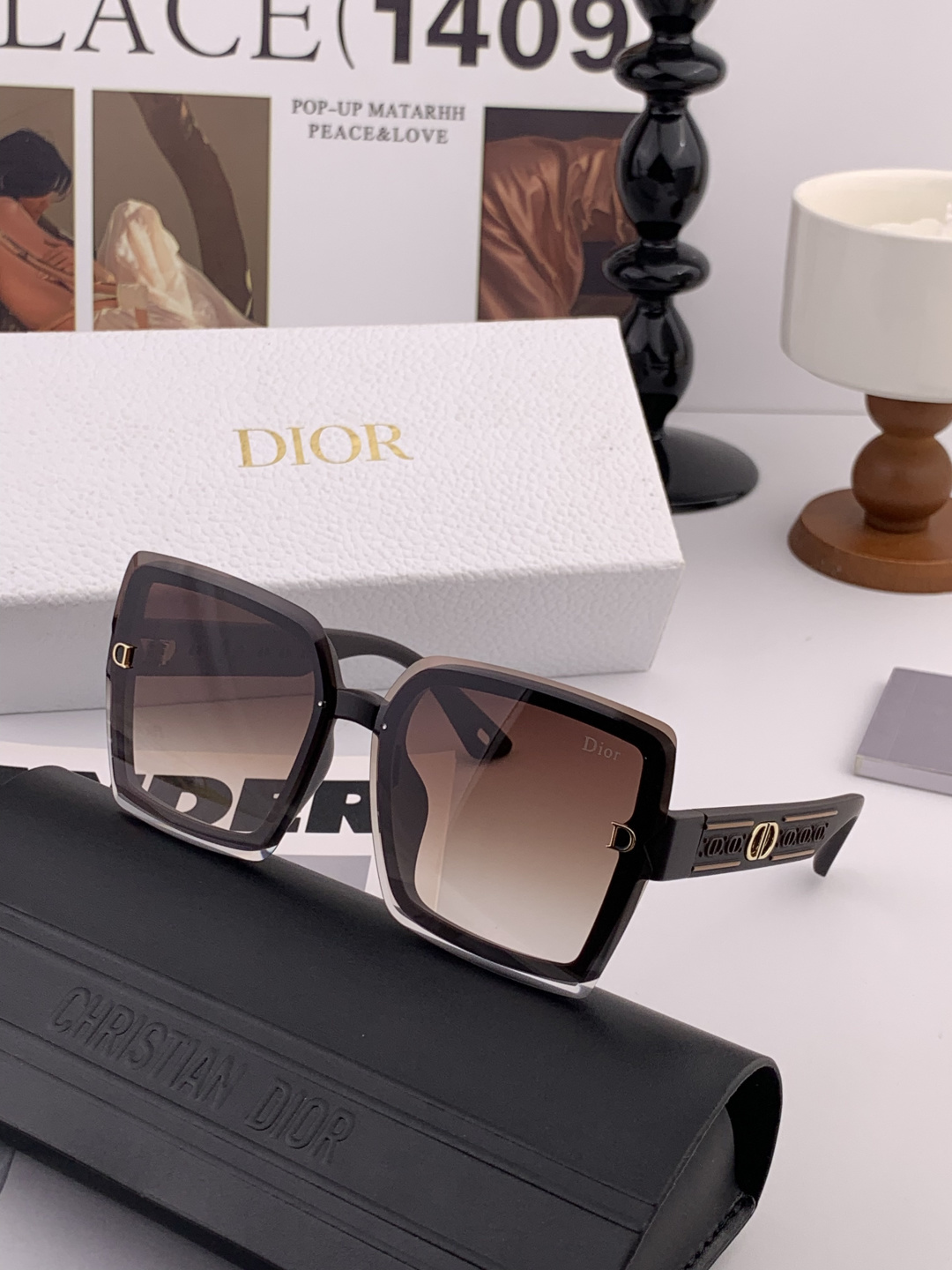 🔺 【DIOR-迪奥】开春新款 潮流爆款 时尚方框太阳镜 高品质 佩戴舒适 网红潮款墨镜 型号：D230