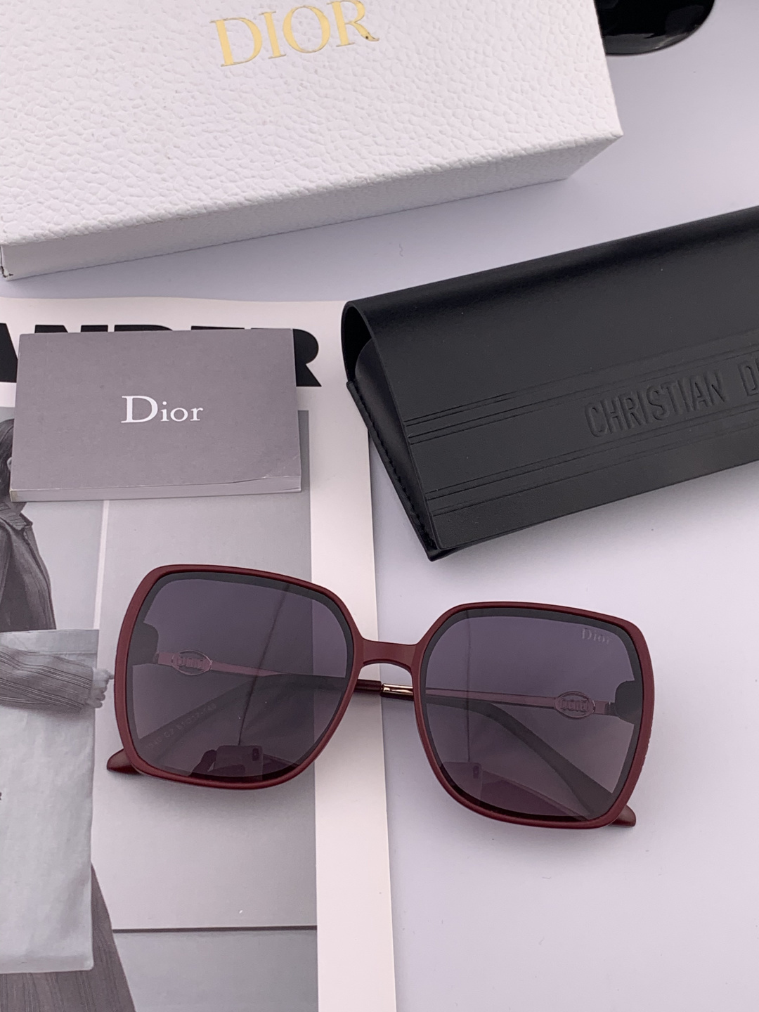 TR版本-偏光【独家大牌太阳镜无滤镜‼实拍上架 Dior官网最新发布新款太阳镜🕶，注意⚠我们是高清镜片，