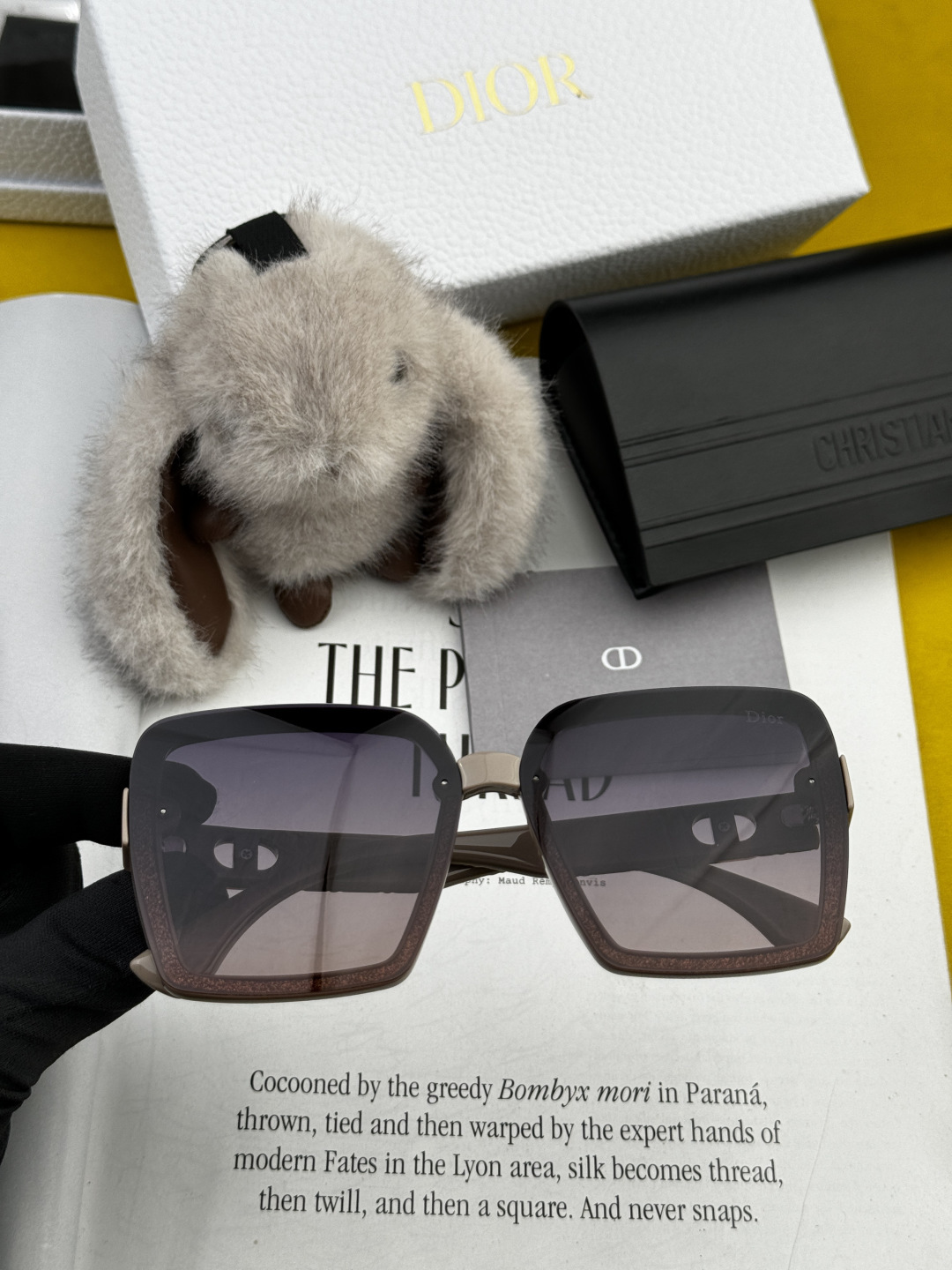🔺 【DIOR-迪奥】开春新款 潮流爆款 时尚方框偏光太阳镜 高品质 佩戴舒适 网红潮款墨镜 型号：CD