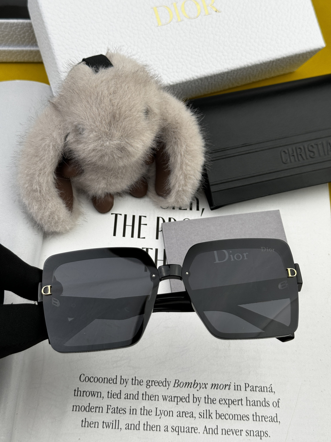 🔺 【DIOR-迪奥】开春新款 潮流爆款 时尚方框偏光太阳镜 高品质 佩戴舒适 网红潮款墨镜 女士高清加