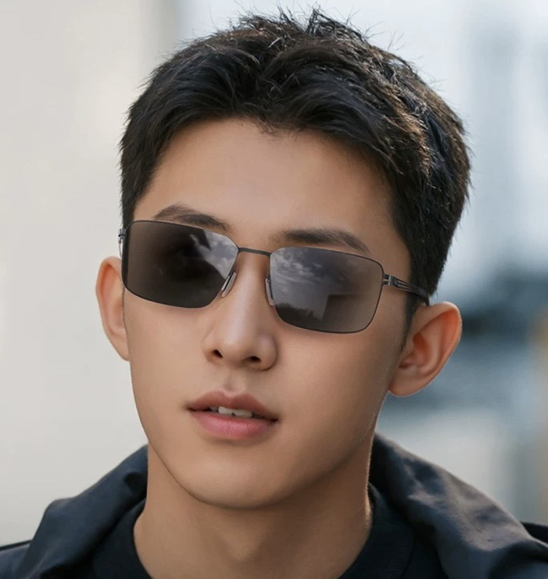 GUCCI 男款炫彩飞行员偏光太阳镜 ❤️材质：高清尼龙加厚卡槽高清偏光镜片 🌹无边框镜架💕颜👍型号：G