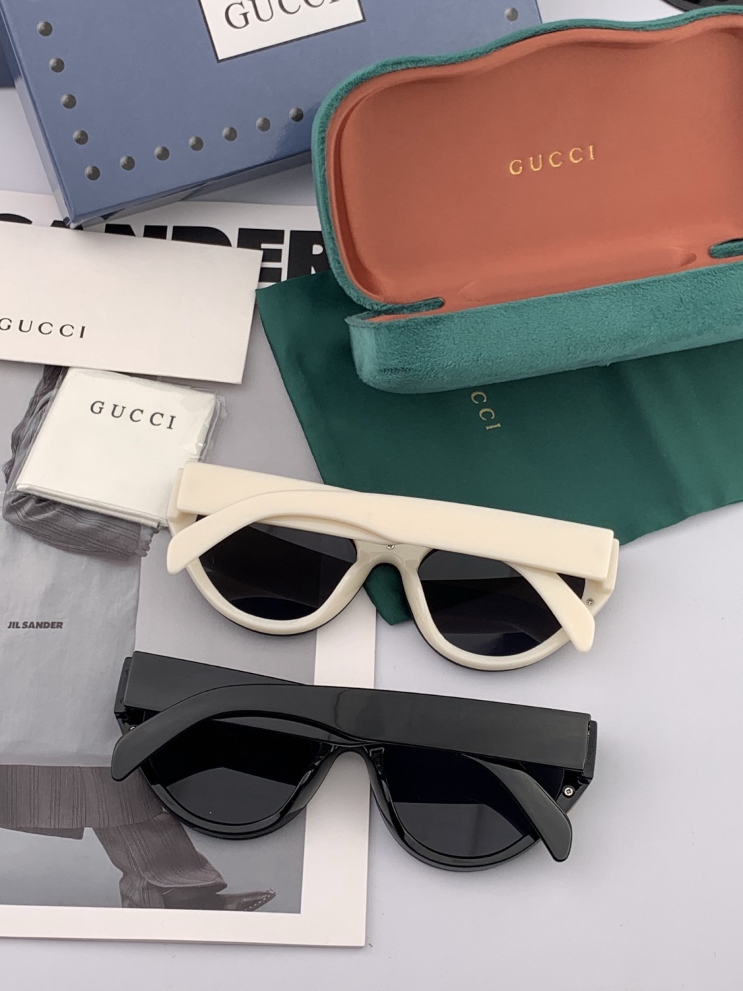 🔺 【GUCCI】开春新款 潮流爆款 时尚方框太阳镜 高品质 佩戴舒适 网红潮款墨镜 型号：G82036