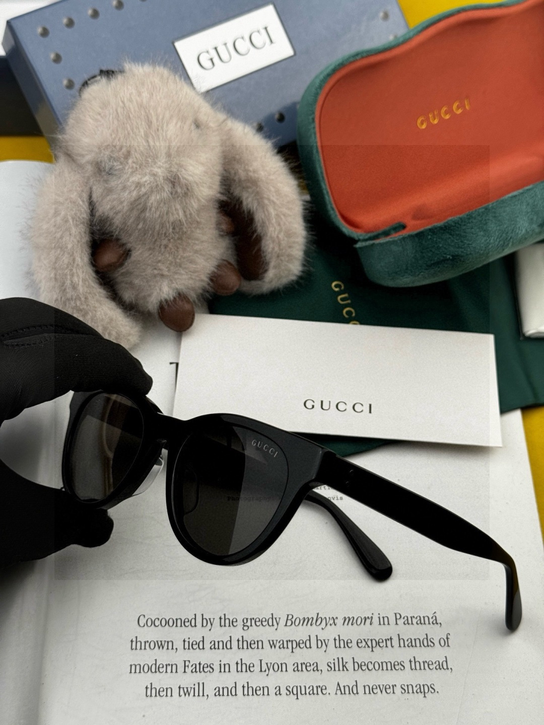 GUCCI 开春新款一体镜 大框太阳镜男女同款 😎 爆款小框尼龙太阳镜 超逼格超酷 镜腿品牌设计感强 n