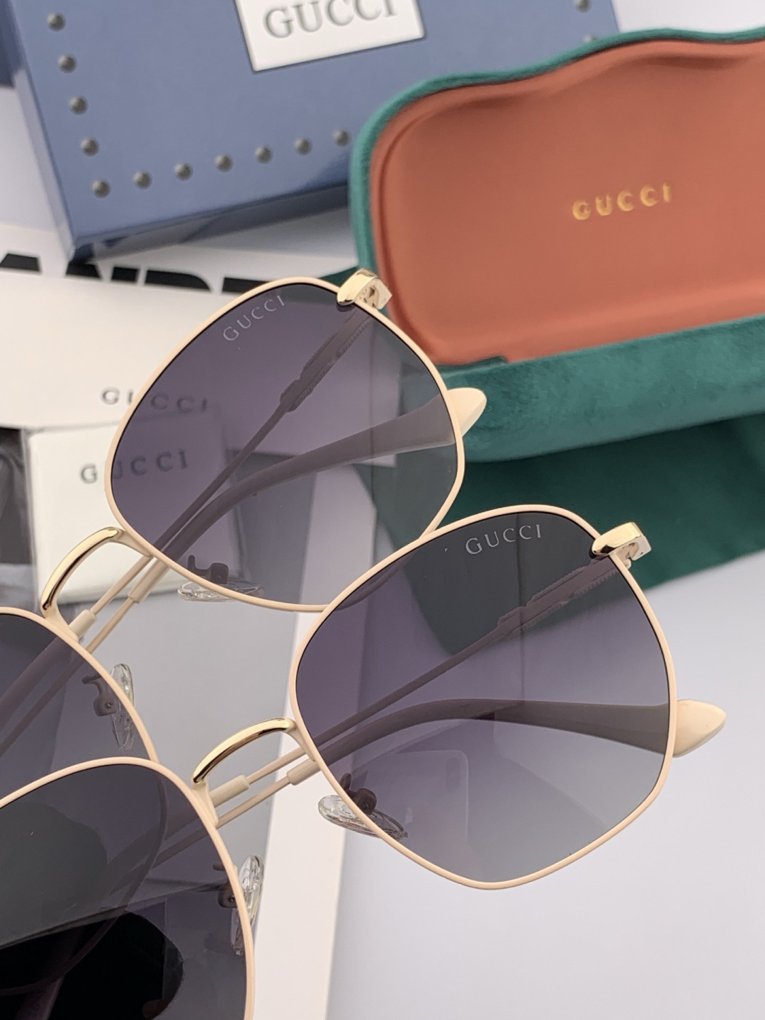 新款！新款出货！女士高清加厚偏光太阳镜🕶️ 🎉💍新款GUCCI偏光太阳镜[得意]开车驾驶镜时尚墨镜💐💐🌸