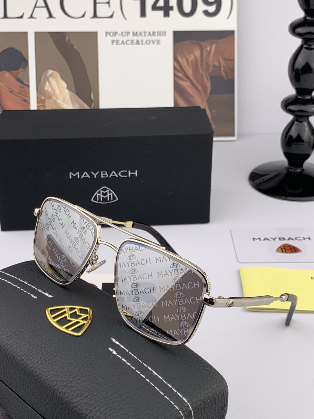 MAYBACH迈巴赫年度最牛硬货👍🏻 官网经典蛤蟆款 ❗️极力推荐款‼️选用定制进口板料双色拼腿 采用K