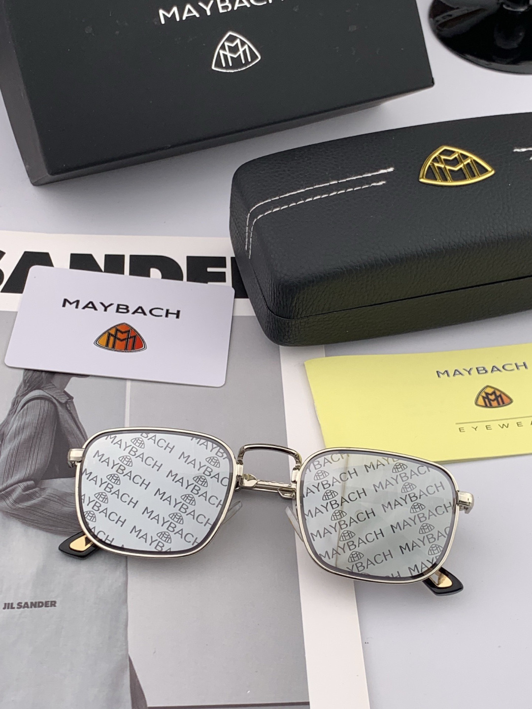 MAYBACH迈巴赫年度最牛硬货👍🏻 官网经典蛤蟆款 ❗️极力推荐款‼️选用定制进口板料双色拼腿 采用K