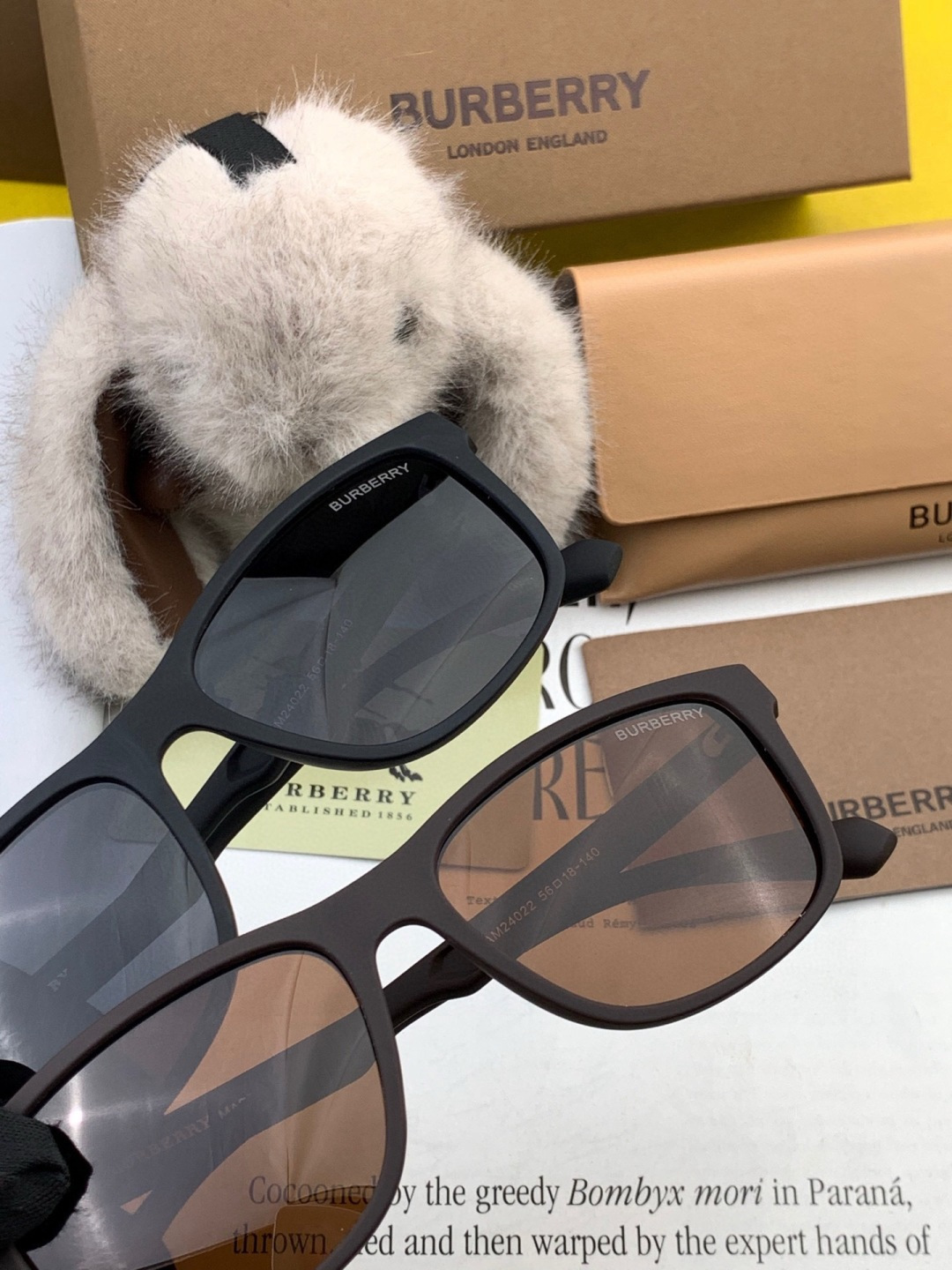 【偏光系列太阳镜】🎈原版出货 巴宝莉网红超爆款💙经典奢华全球风[强][酷][亲亲] 时尚方框太阳镜[得意