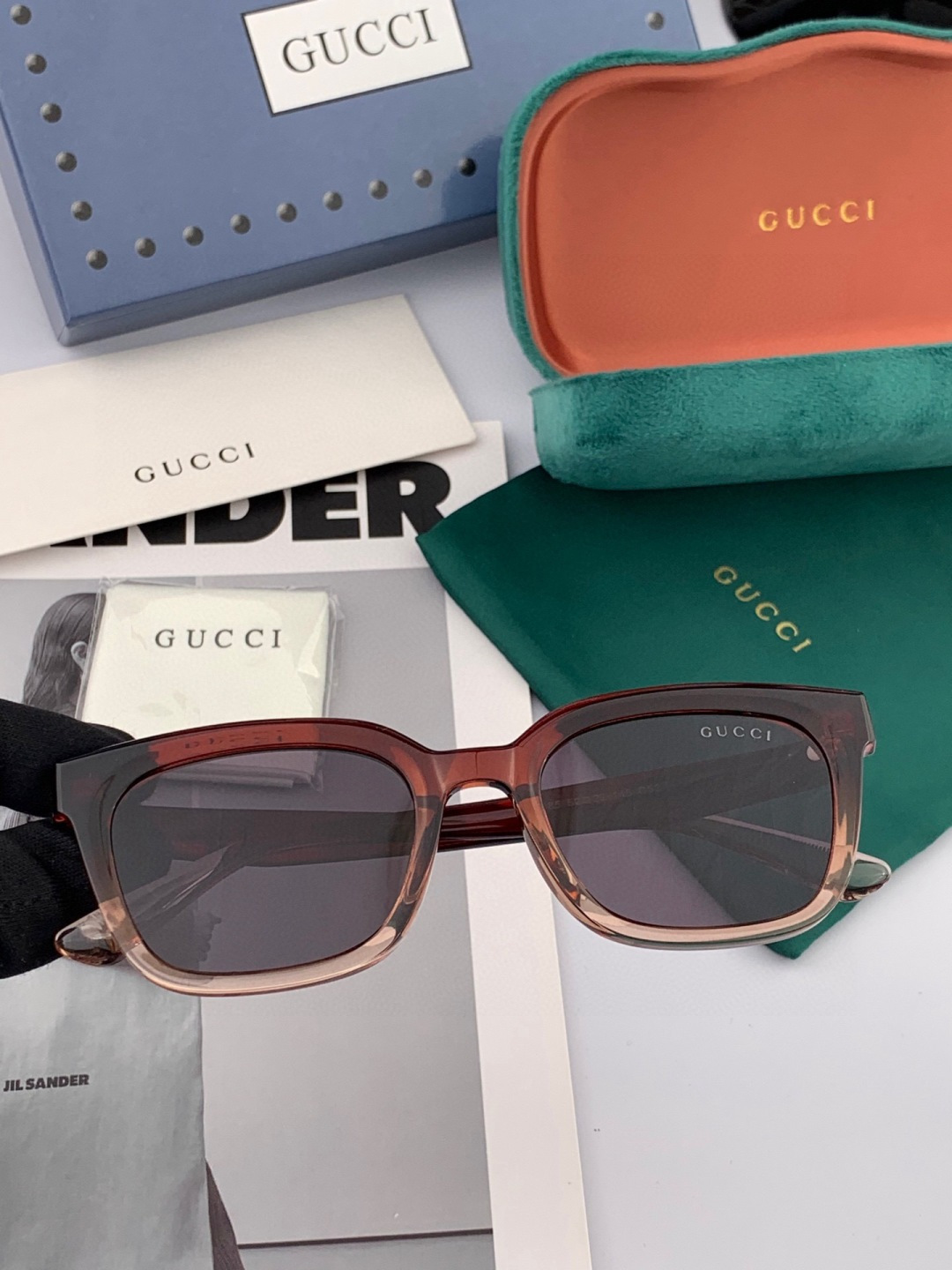 🔺 【GUCCI-偏光太阳镜】开春新款 潮流爆款 时尚方框偏光太阳镜 高品质 佩戴舒适 网红潮款墨镜 女