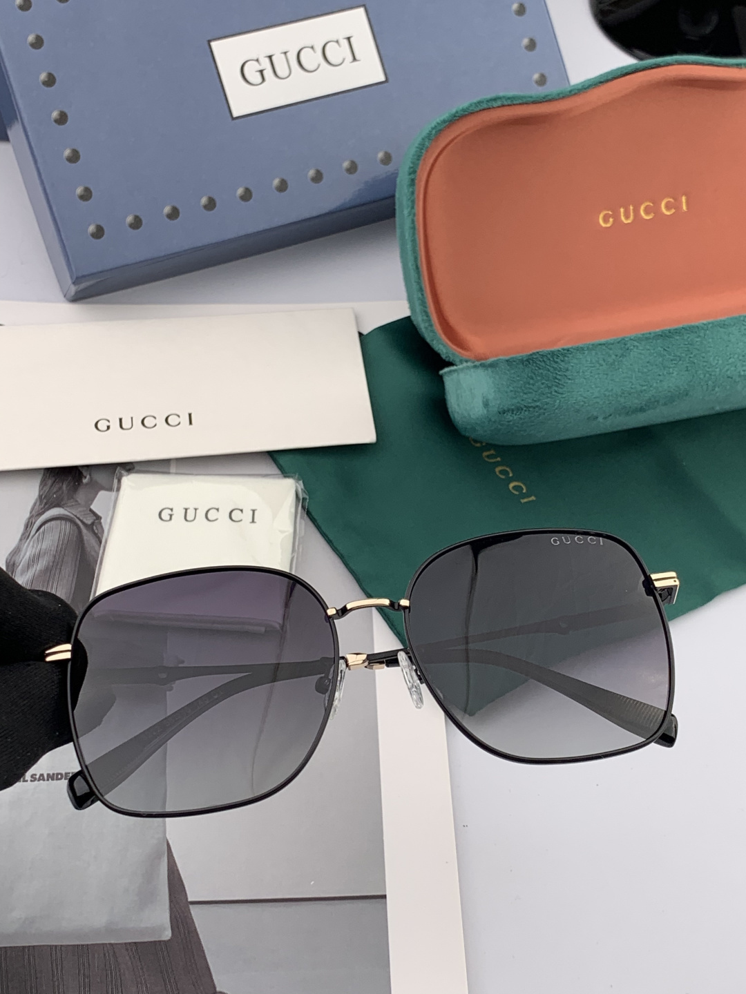【尼龙偏光系列】GUCCI太阳镜墨圆框设计，不挑脸型，无论搭配大衣还是连衣裙都非常显气质尼龙偏光镜片预防