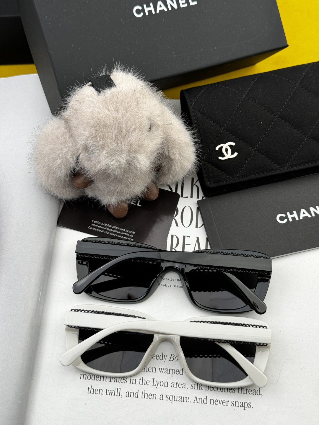 【CHANEL】香奈儿 新款潮流爆款 时尚方框太阳镜 佩戴舒适 网红潮款墨镜 女士高清加厚偏光太阳镜🕶️