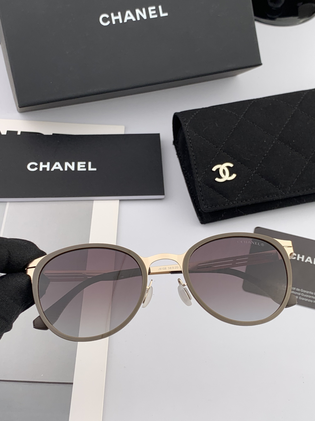 🔺 【香奈儿】开春新款 潮流爆款 时尚圆框无螺丝太阳镜 高品质 佩戴舒适 网红潮款墨镜 女士高清太阳镜🕶