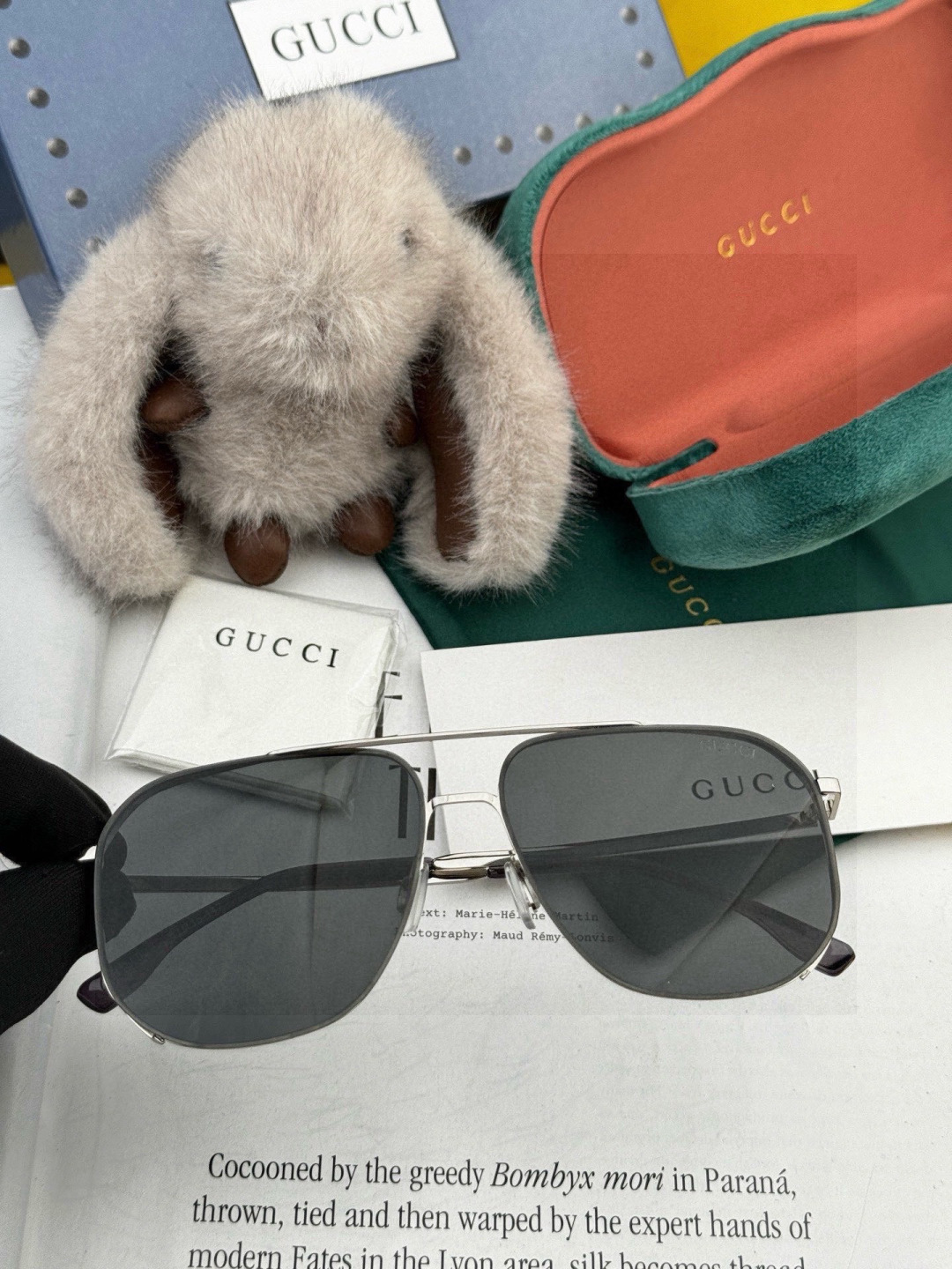 GUCCI 男款炫彩飞行员偏光太阳镜 ❤️材质：高清尼龙加厚卡槽高清偏光镜片 🌹无边框镜架💕颜👍型号：G