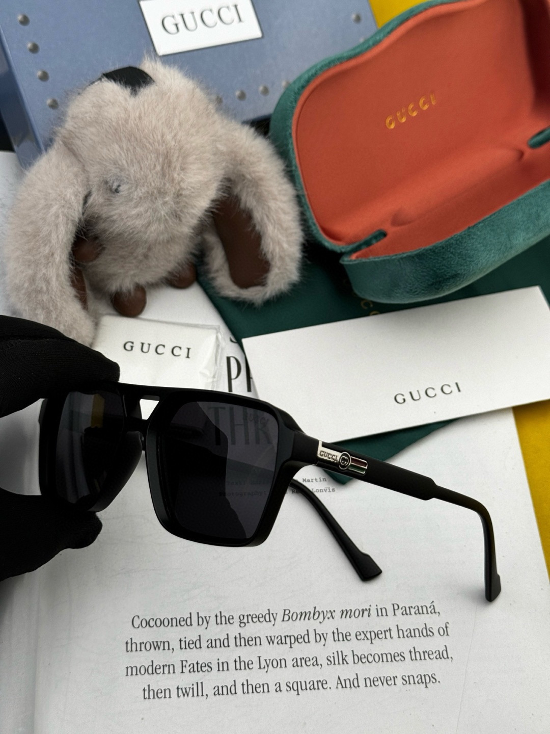 超好看 潮酷【GUCCI】古驰 新款款太阳镜以独特魅力和前卫风格诠释春夏最新眼镜，以方框设计，中梁连体质