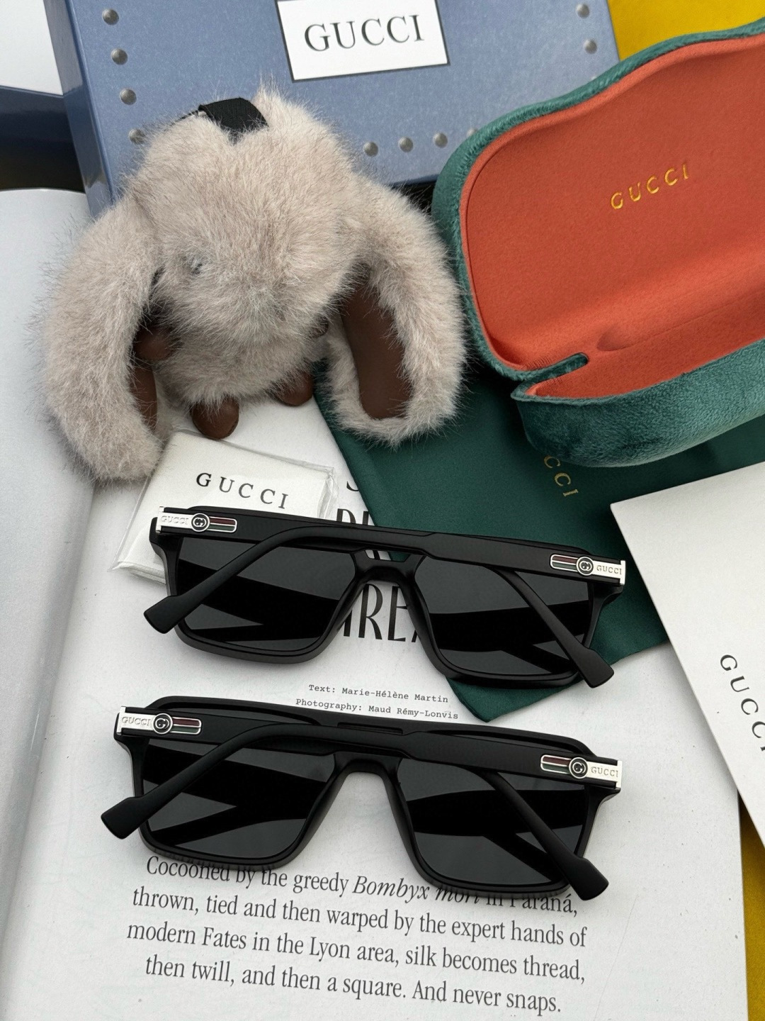超好看 潮酷【GUCCI】古驰 新款款太阳镜以独特魅力和前卫风格诠释春夏最新眼镜，以方框设计，中梁连体质