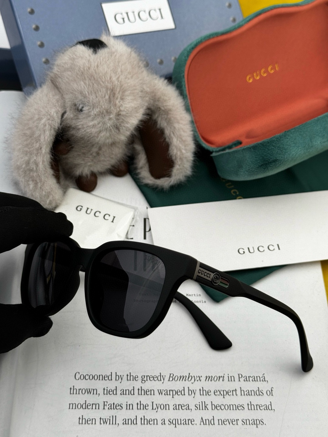 超好看 潮酷【GUCCI】古驰 新款款太阳镜以独特魅力和前卫风格诠释春夏最新眼镜，以方框设计，中梁连体质