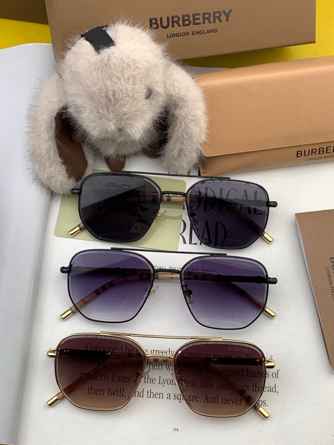 BURBERRY 巴宝莉 男士太阳眼镜 🕶🕶正版蛤蟆 太阳镜💋💋👣👣 高品质 不挑脸 火的狠 🍁🍁💯💯🐝