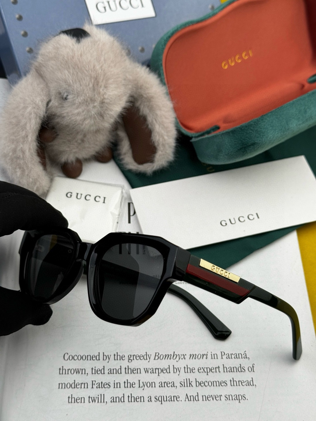 🔺 【GUCCI】开春新款 潮流爆款 时尚方框太阳镜 高品质 佩戴舒适 网红潮款墨镜 型号：G0232