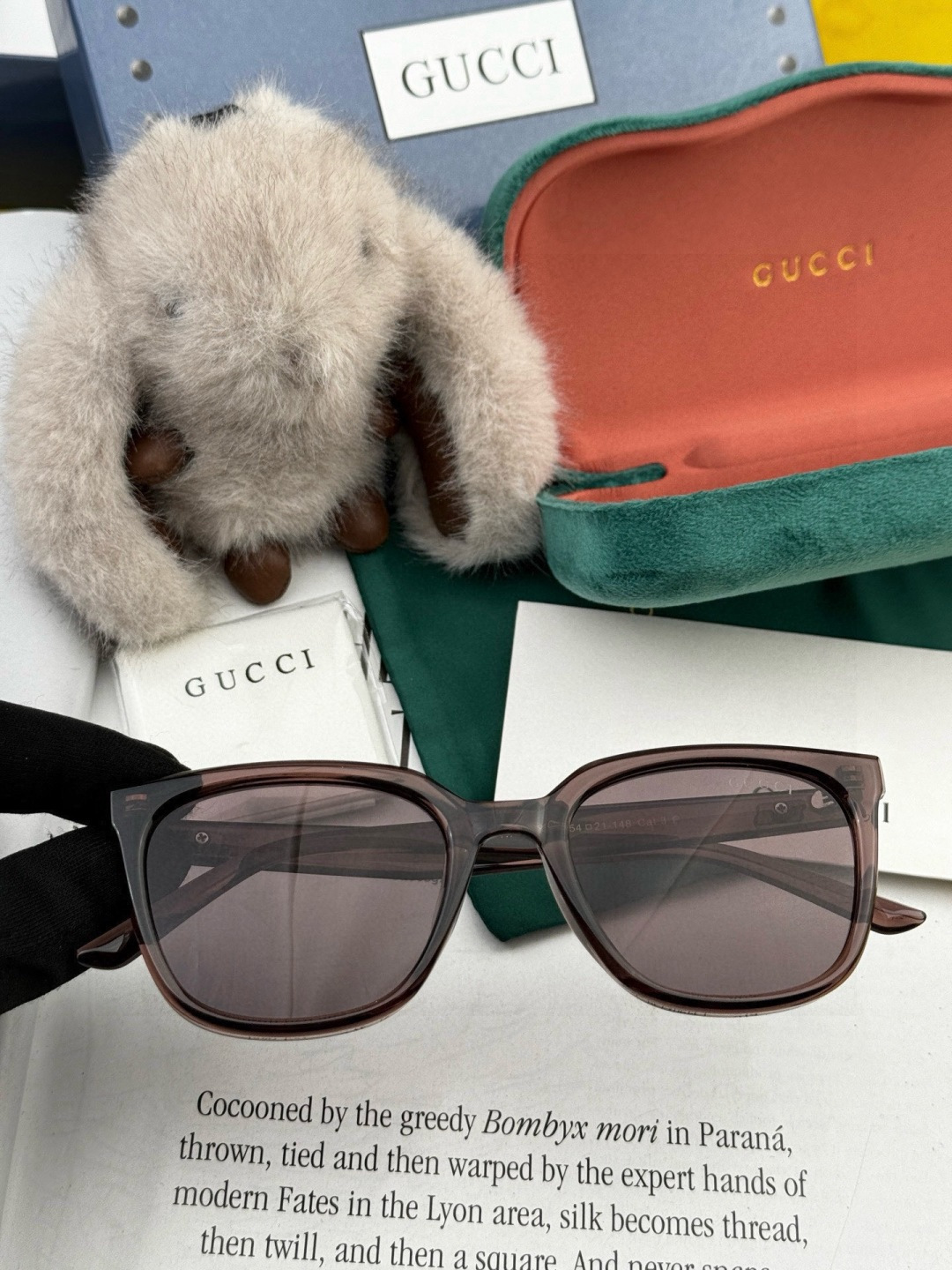 🔺 【GUCCI】开春新款 潮流爆款 时尚方框偏光太阳镜 高品质 佩戴舒适 网红潮款墨镜 女士高清尼龙偏