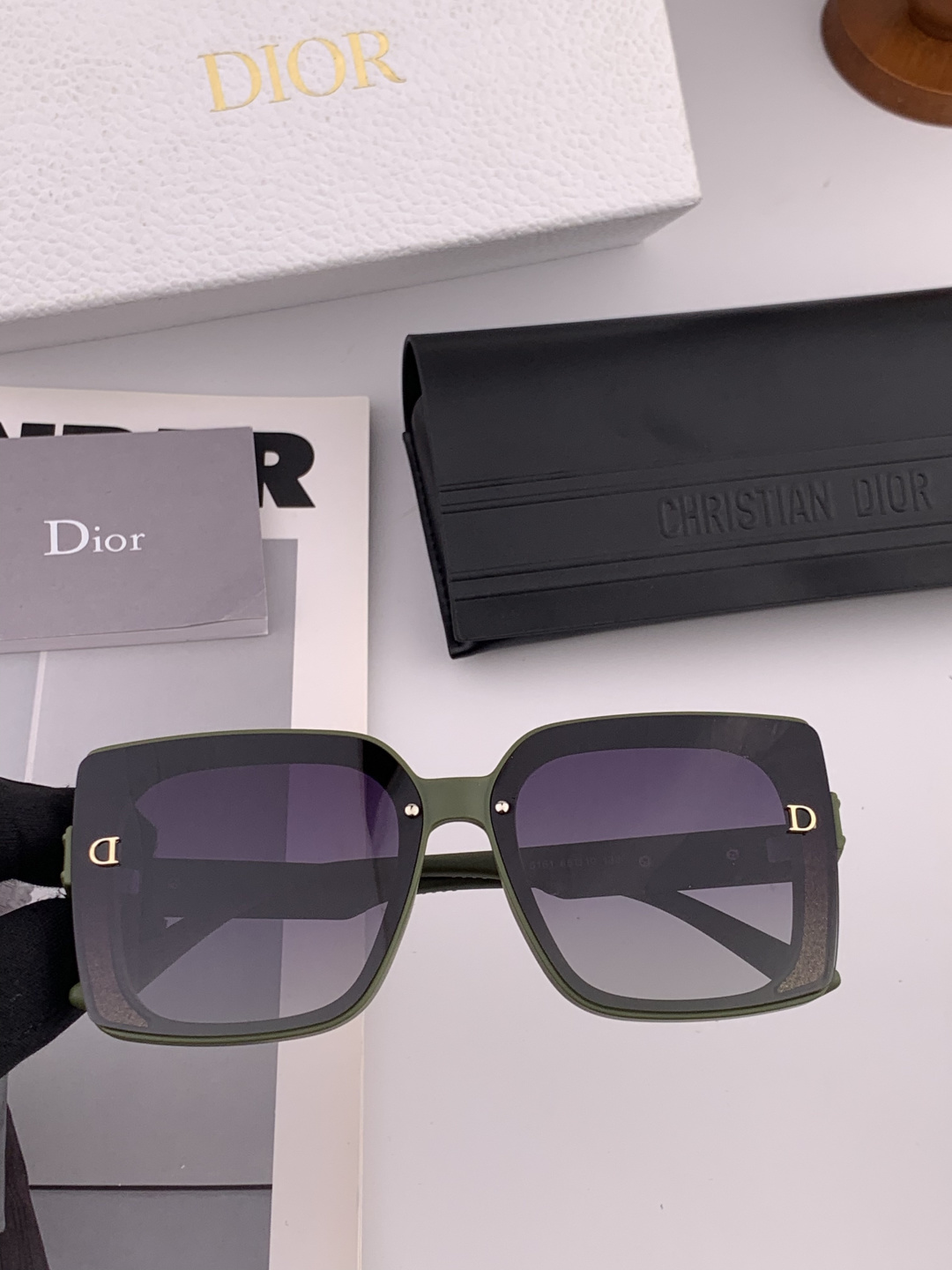 🔺 【DIOR-迪奥】开春新款 潮流爆款 时尚方框偏光太阳镜 高品质 佩戴舒适 网红潮款墨镜 女士高清加