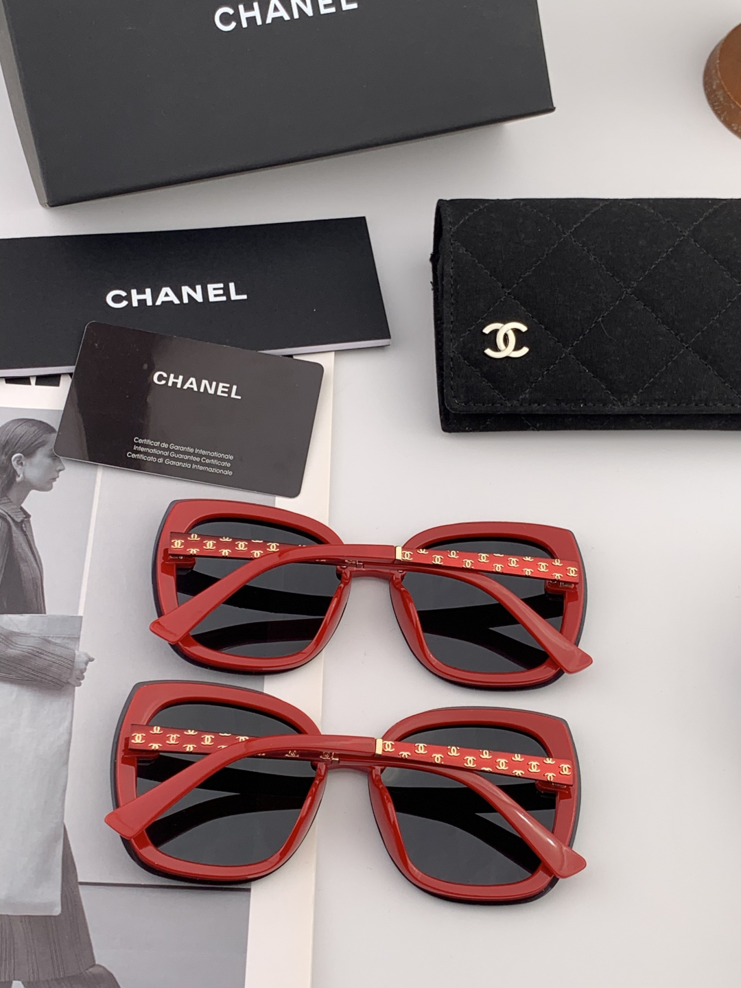 CHANEL香奈儿 开春新款 潮爆流款 时尚圆框太阳镜 高品质 佩戴舒适 网红潮墨款镜 型号X062