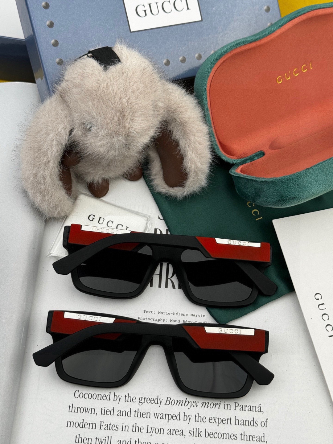 超好看 潮酷【GUCCI】古驰 新款款太阳镜以独特魅力和前卫风格诠释春夏最新眼镜，以方框设计，中梁连体质