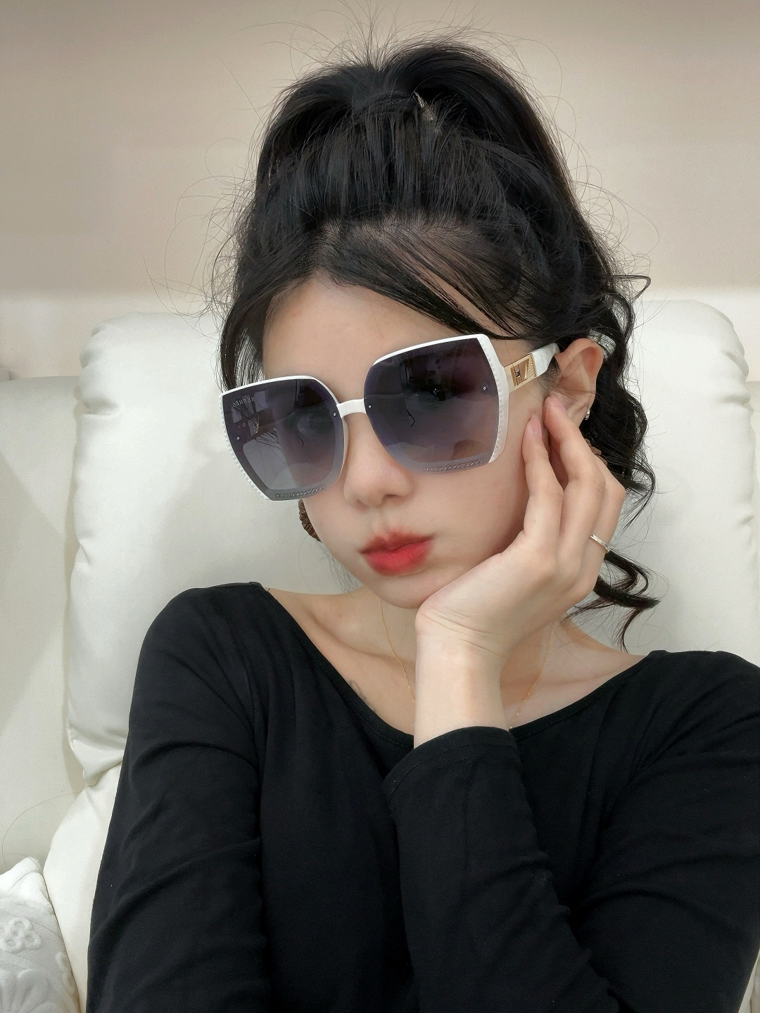 新款 爱马仕女士偏光太阳镜🕶️ 宝丽来高清镜片🎉高品质TR-90镜框 时尚百搭！型号：H2230