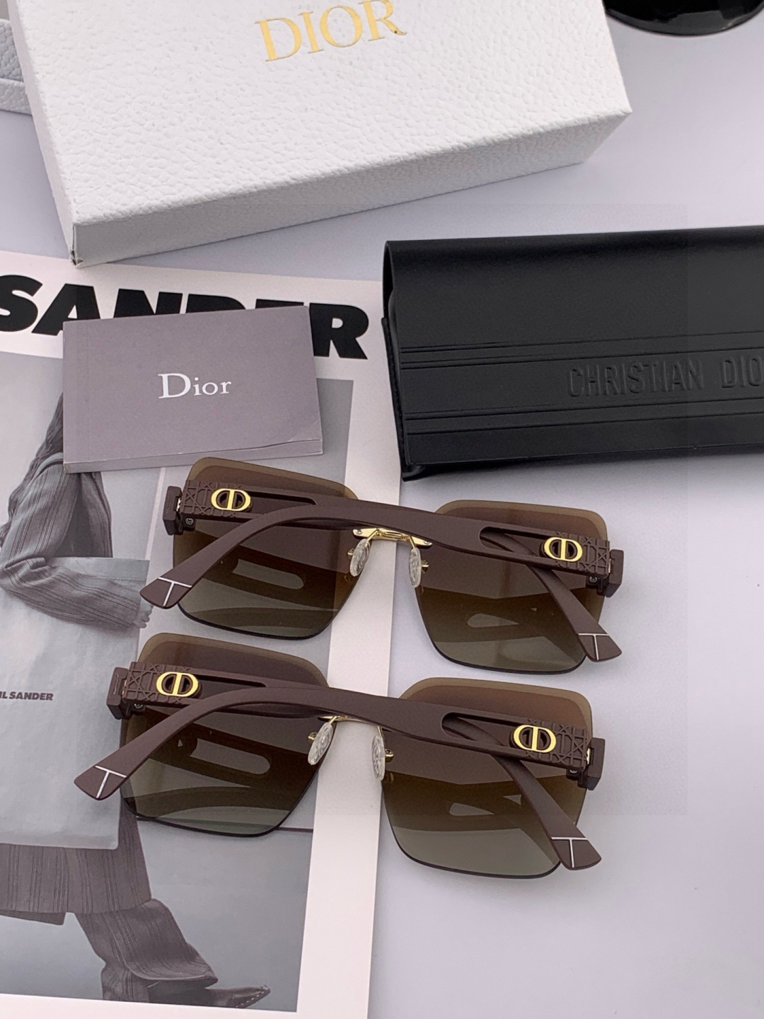 🔺 【DIOR-迪奥】开春新款 潮流爆款 时尚方框太阳镜 高品质 佩戴舒适 网红潮款墨镜 女士高清太阳镜
