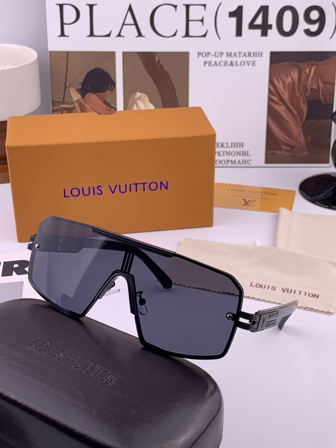 LV。高品质男女款”太阳镜。 开车钓鱼都可。百搭显瘦墨镜韩版男士飞行员大框司机开车防紫外线太阳镜，型号：