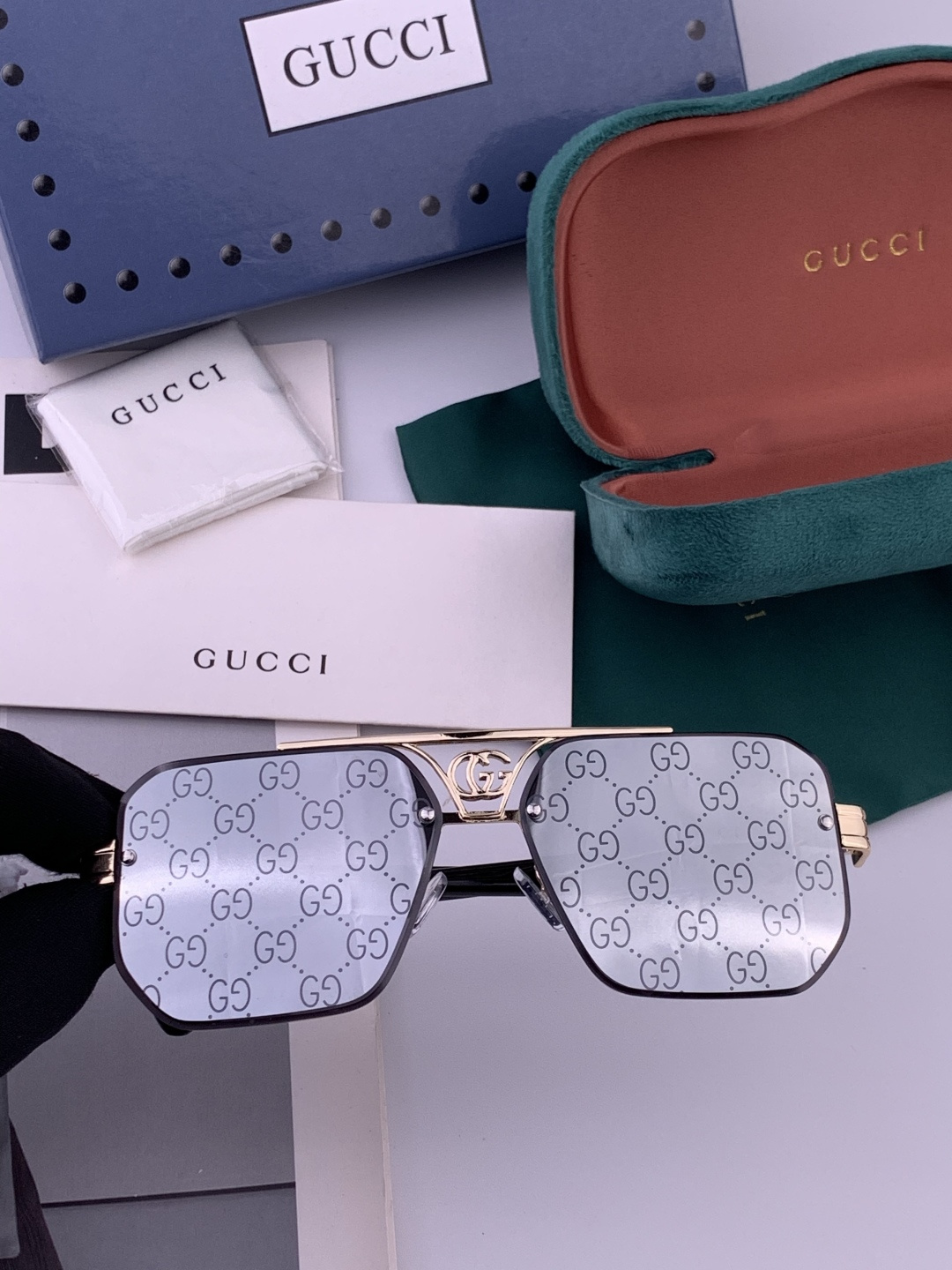 GUCC*。高品质男女款”太阳镜。 开车钓鱼都可。百搭显瘦墨镜韩版男士飞行员大框司机开车防紫外线太阳镜，