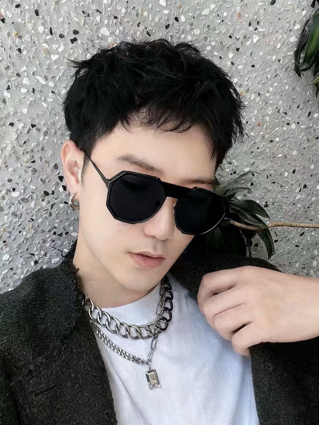 Gucci古奇 新款连体驶驾镜墨镜出行必众备多明星同款 太阳镜 男女太士阳镜飞行  型号：G011