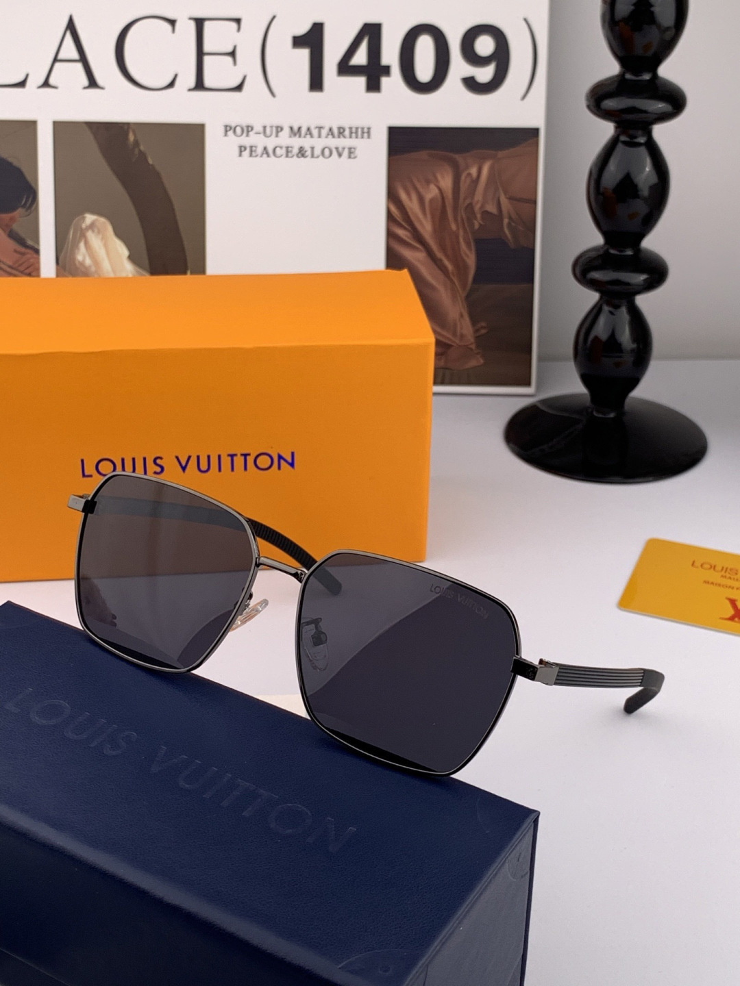LV 。  高品质男女款墨镜   👍 进口宝丽来偏光镜片  。蛤蟆镜 开车钓鱼都可 。百搭显瘦墨镜韩版男