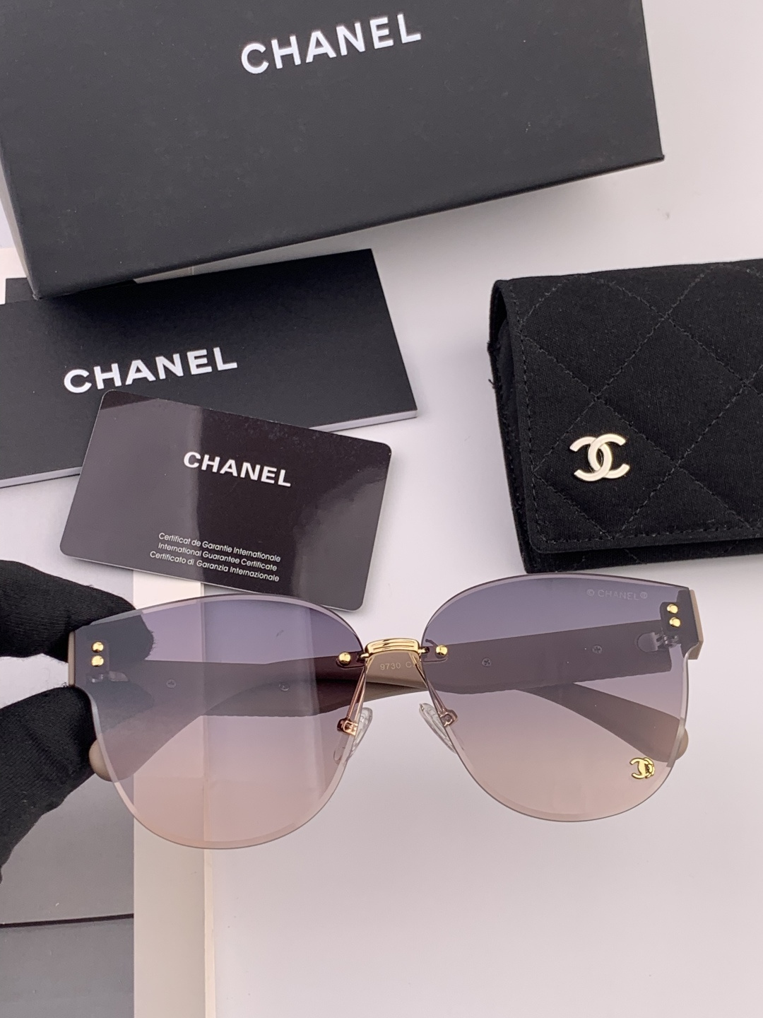 【CHANEL】香奈儿 新款潮流爆款 时尚圆框太阳镜 佩戴舒适 网红潮款墨镜 女士高清加厚偏光太阳镜🕶️