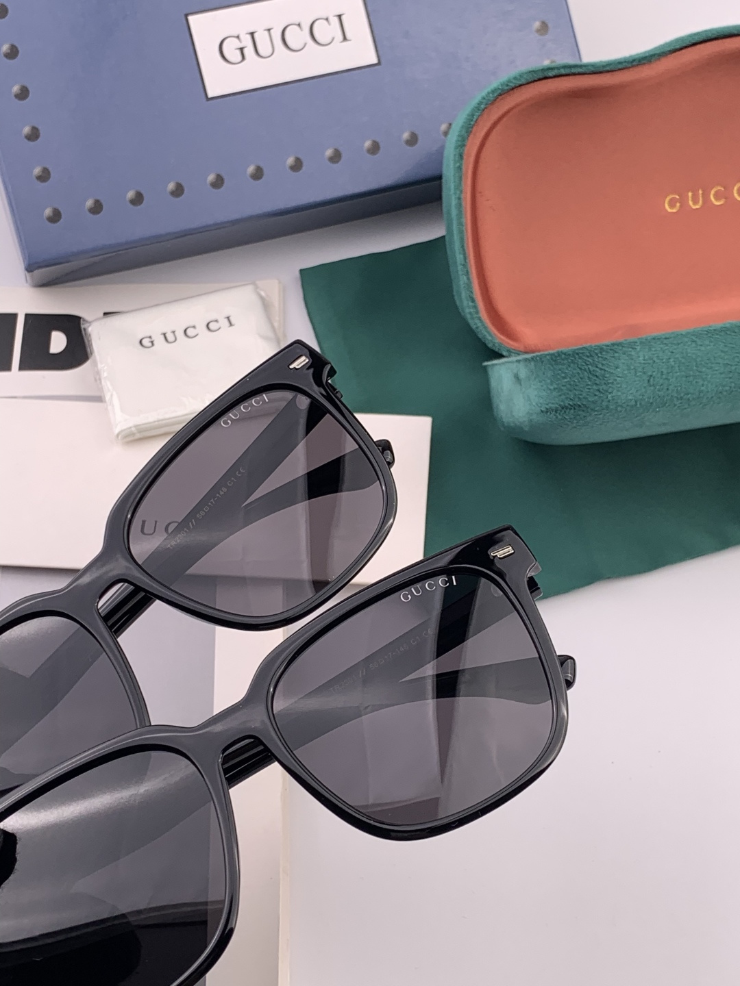 GUCCI  新款偏光太眼镜，情侣款时尚方框太阳镜佩戴舒适网红潮流款墨镜，大气女人范儿，大脸小脸都好看 