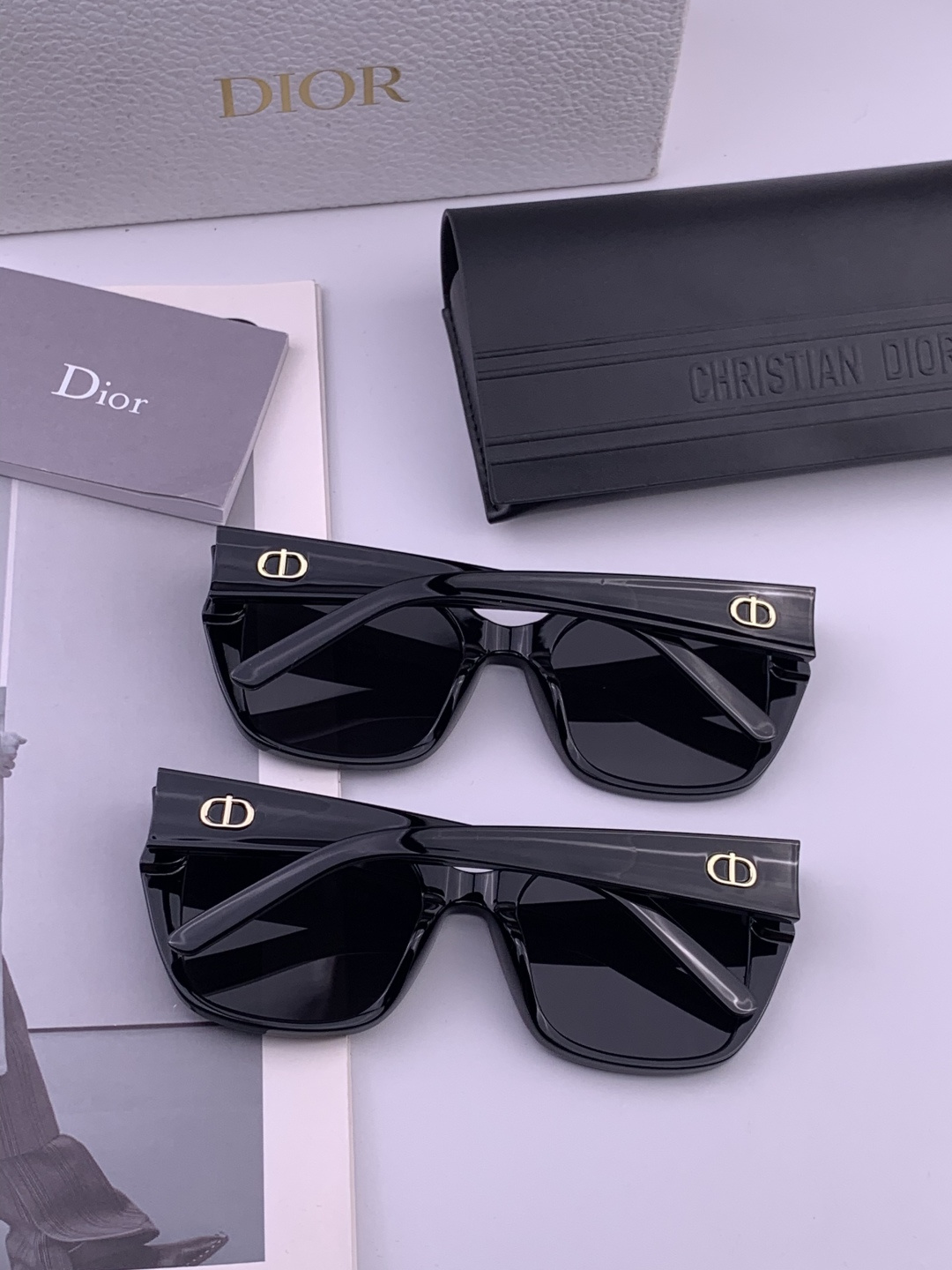【DIOR】新款潮流爆款 时尚方框太阳镜 佩戴舒适 网红潮款墨镜  女士高清加厚偏光太阳镜🕶️ 🎉高品质