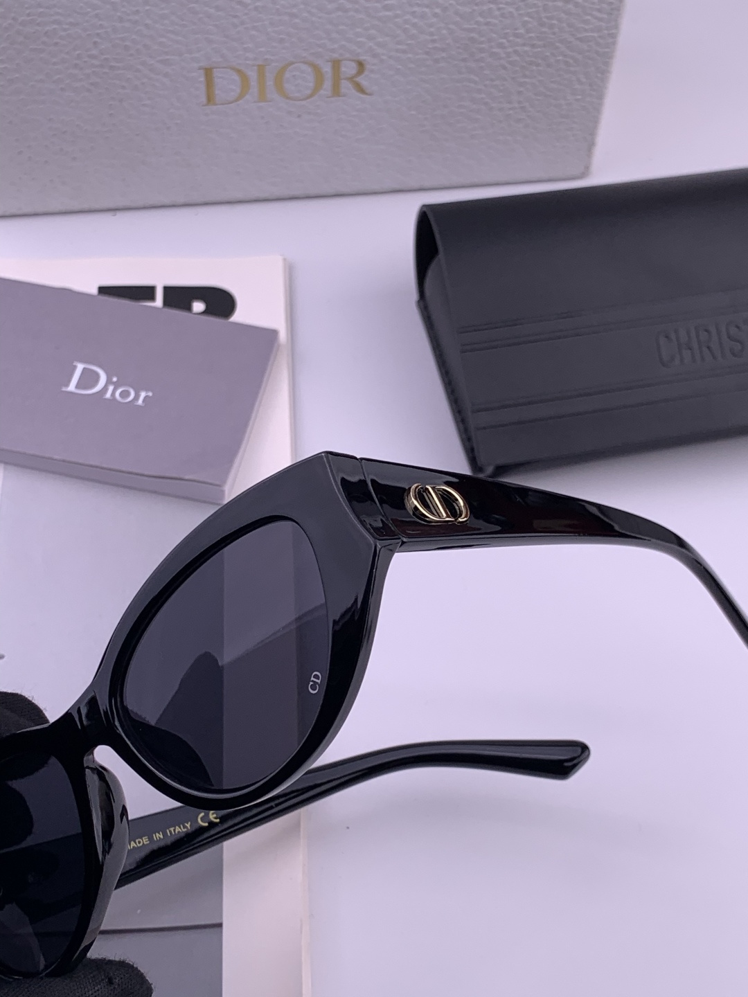 🔺 【DIOR-迪奥】开春新款 潮流爆款 时尚太阳镜 高品质 佩戴舒适 网红潮款墨镜 型号：D0293