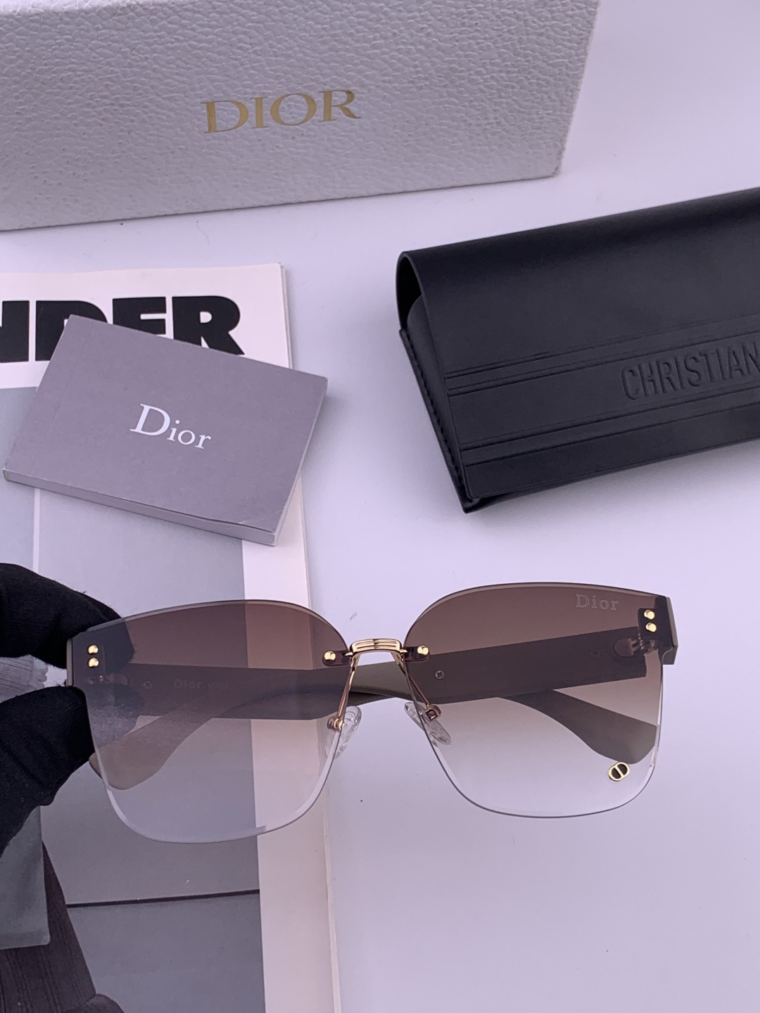 🔺 【DIOR-迪奥】开春新款 潮流爆款 时尚方框太阳镜 高品质 佩戴舒适 网红潮款墨镜 女士高清太阳镜