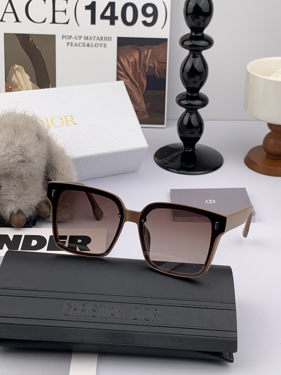 🔺 【DIOR-迪奥】开春新款 潮流爆款 时尚方框偏光太阳镜 高品质 佩戴舒适 网红潮款墨镜 女士高清偏