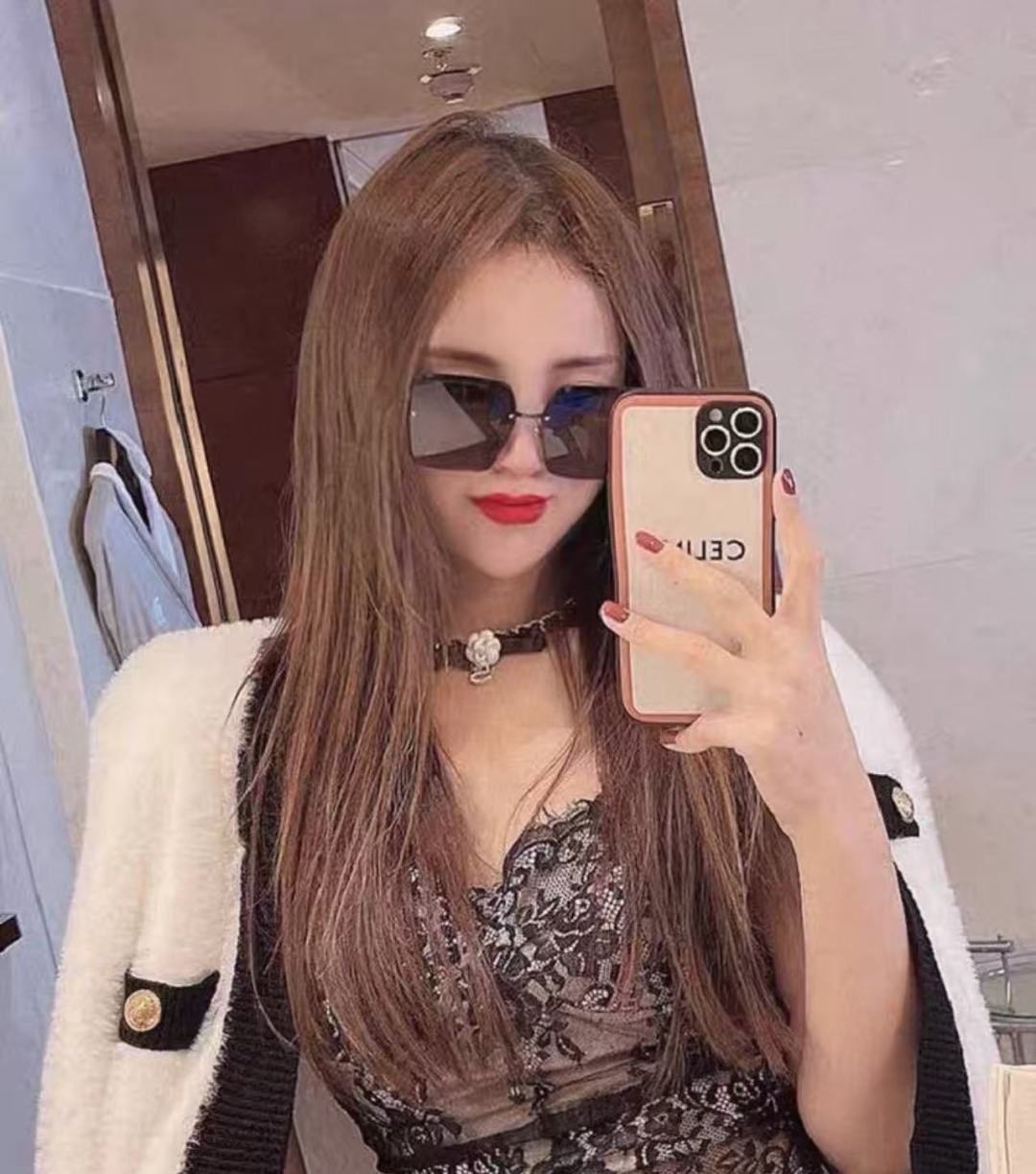 🔺 【DIOR-迪奥】开春新款 潮流爆款 时尚方框太阳镜 高品质 佩戴舒适 网红潮款墨镜 型号：D968