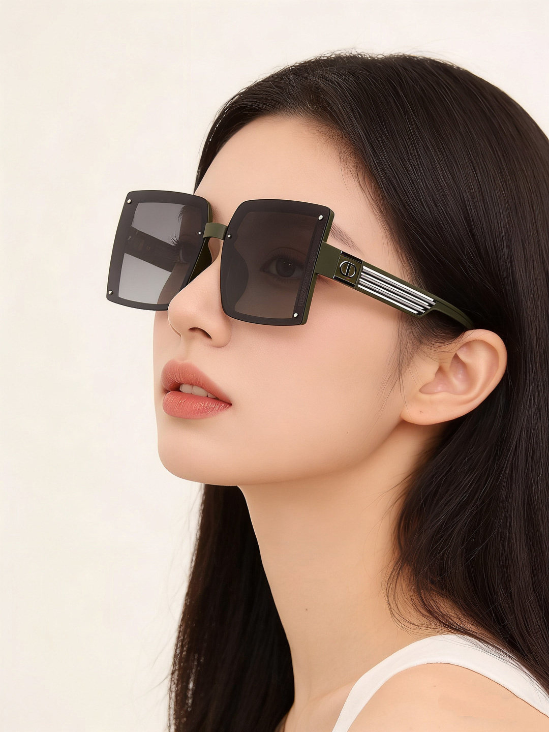 🔺 【DIOR-迪奥】开春新款 潮流爆款 时尚方框偏光太阳镜 高品质 佩戴舒适 网红潮款墨镜 型号：D1