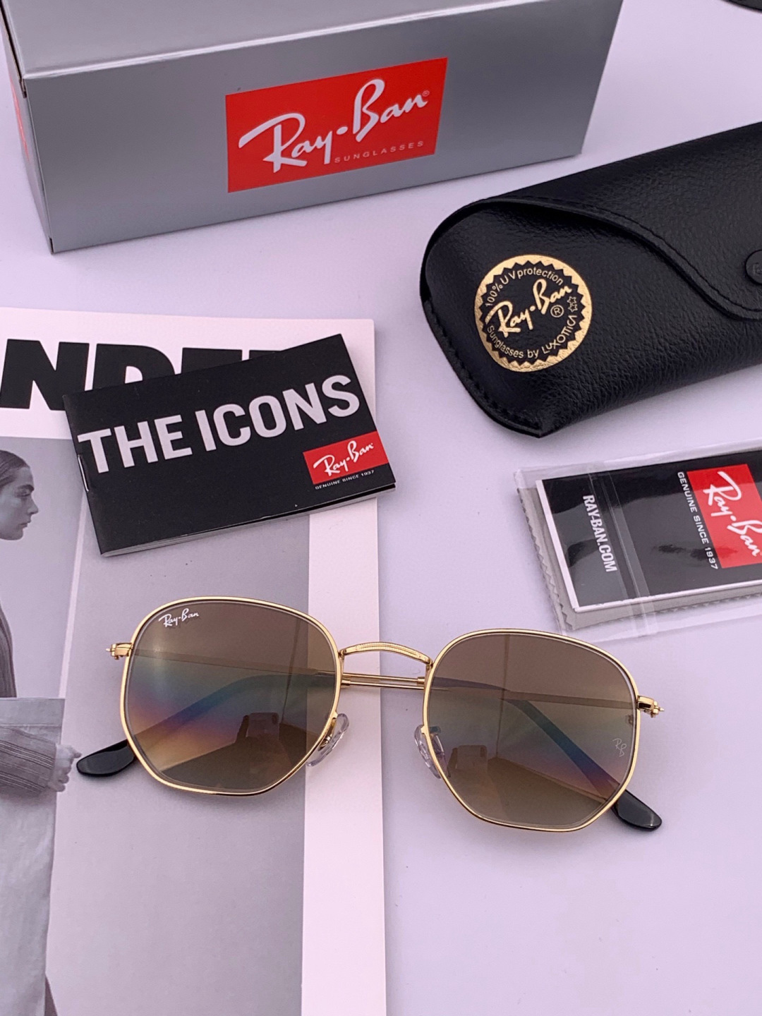 官方同步 品牌:雷朋经典男女士玻璃太阳镜 材质：美国宝丽来高清防爆钢化玻璃镜片 型号：RB8354