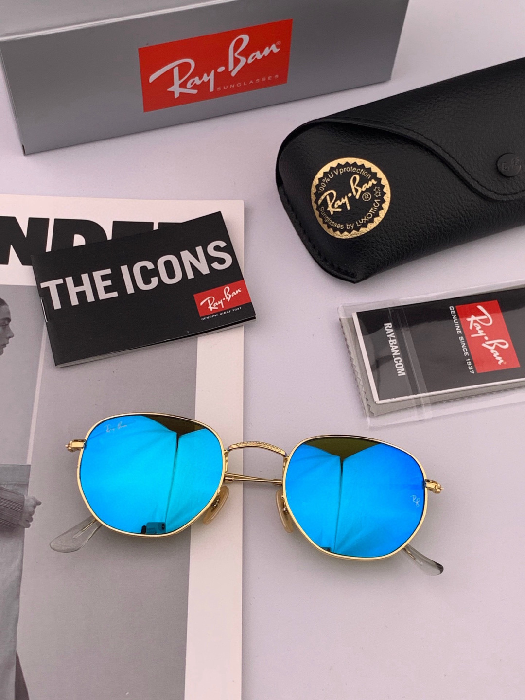 官方同步 品牌:雷朋经典男女士玻璃太阳镜 材质：美国宝丽来高清防爆钢化玻璃镜片 型号：RB8354