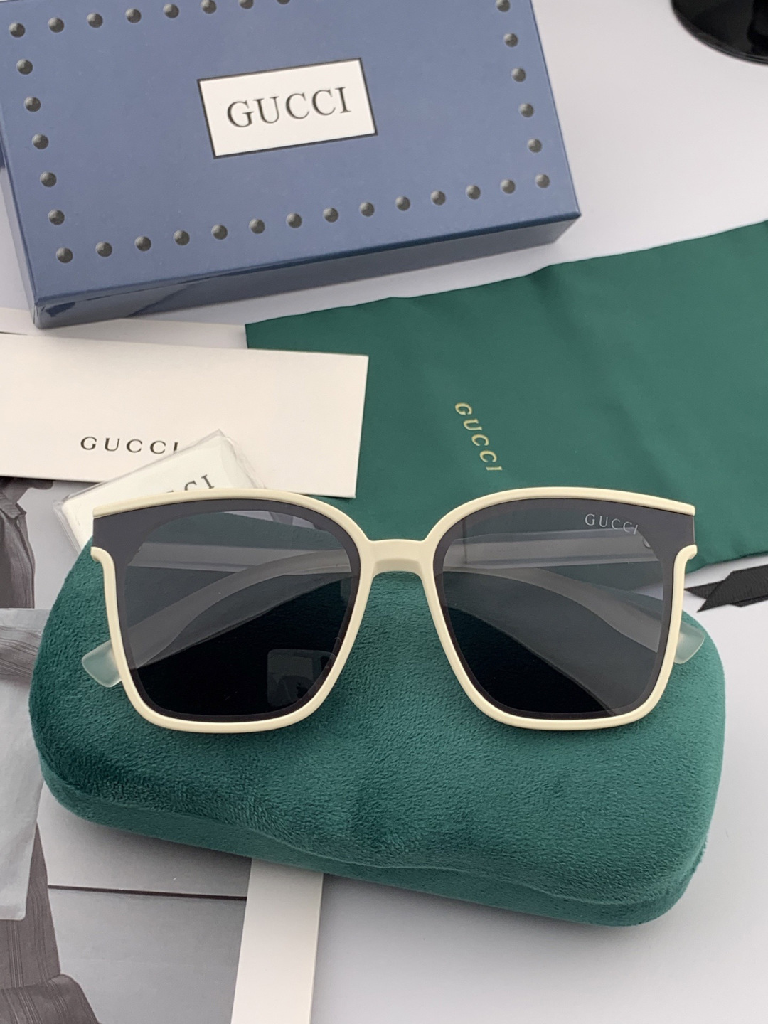 新款！新款出货！女士高清加厚偏光太阳镜🕶️ 🎉💍新款GUCCI偏光太阳镜[得意]开车驾驶镜时尚墨镜💐💐🌸