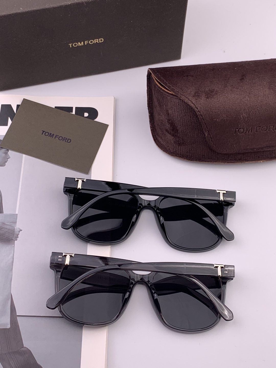 【TOMFORD】汤姆福特 爆款来袭！经典火爆作品 重磅出击 ！超经典偏光眼镜，时刻展现时尚大牌风范！我