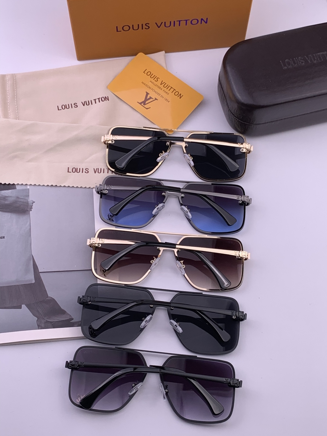 LV。高品质男女款”太阳镜。 开车钓鱼都可。百搭显瘦墨镜韩版男士飞行员大框司机开车防紫外线太阳镜，型号：