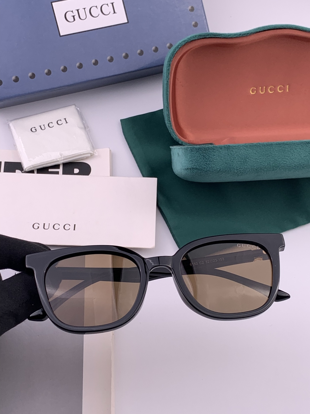 🔺 【GUCCI】开春新款 潮流爆款 时尚方框偏光太阳镜 高品质 佩戴舒适 网红潮款墨镜 女士高清尼龙偏