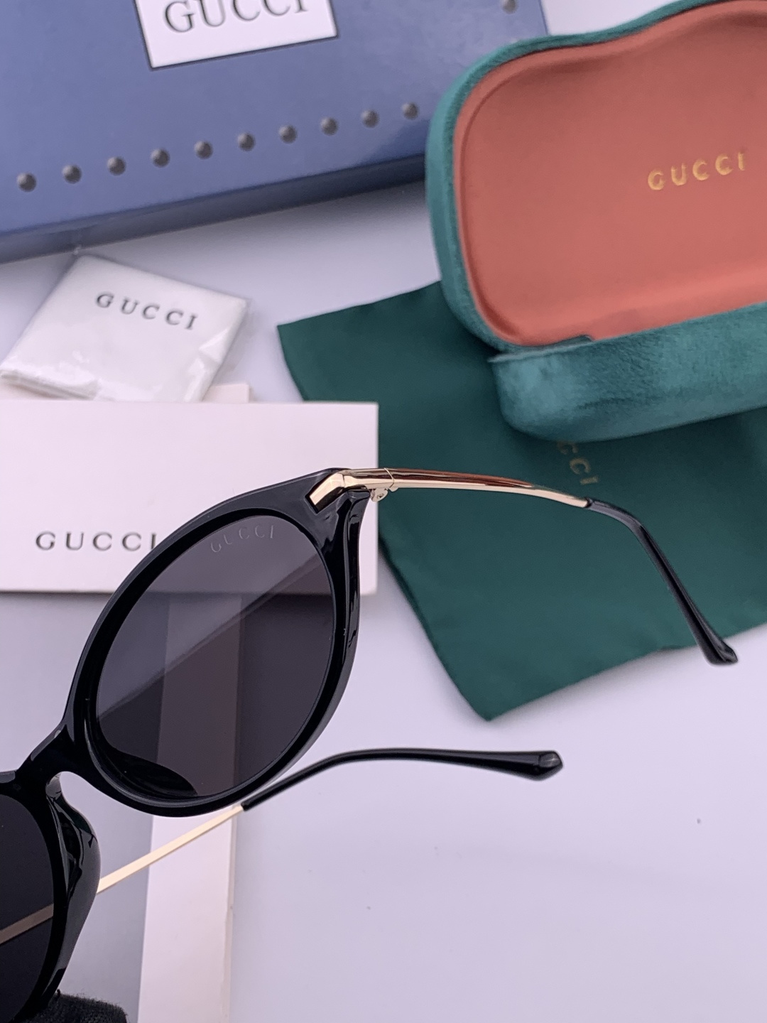 🔺 【GUCCI】开春新款 潮流爆款 时尚偏光太阳镜 高品质 佩戴舒适 网红潮款墨镜 女士高清尼龙偏光太