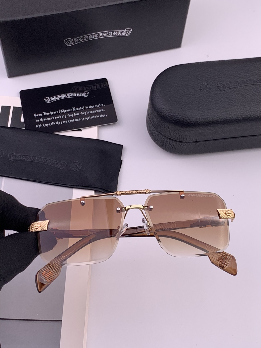 CHROME HEART 克罗心新款太阳眼镜 太阳镜墨镜 风镜设计理念！ KLX88892
