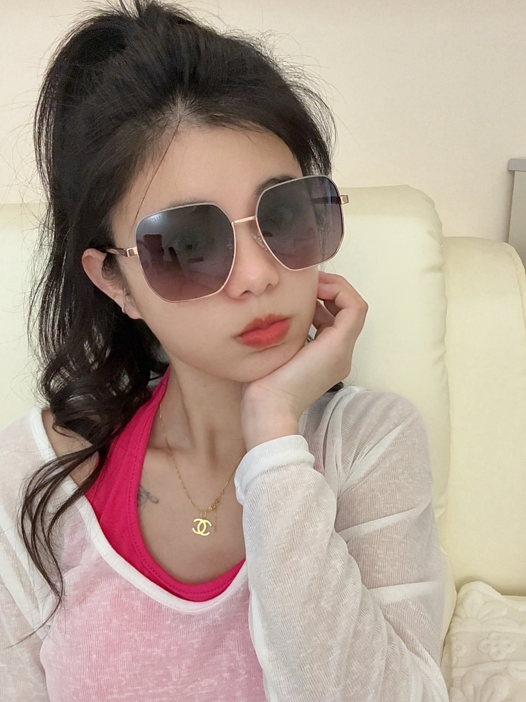 【偏光系列】Gucci 经典的方框设计，不挑脸型，无论搭配大衣还是连衣裙都非常显气质尼龙偏光镜片预防紫外