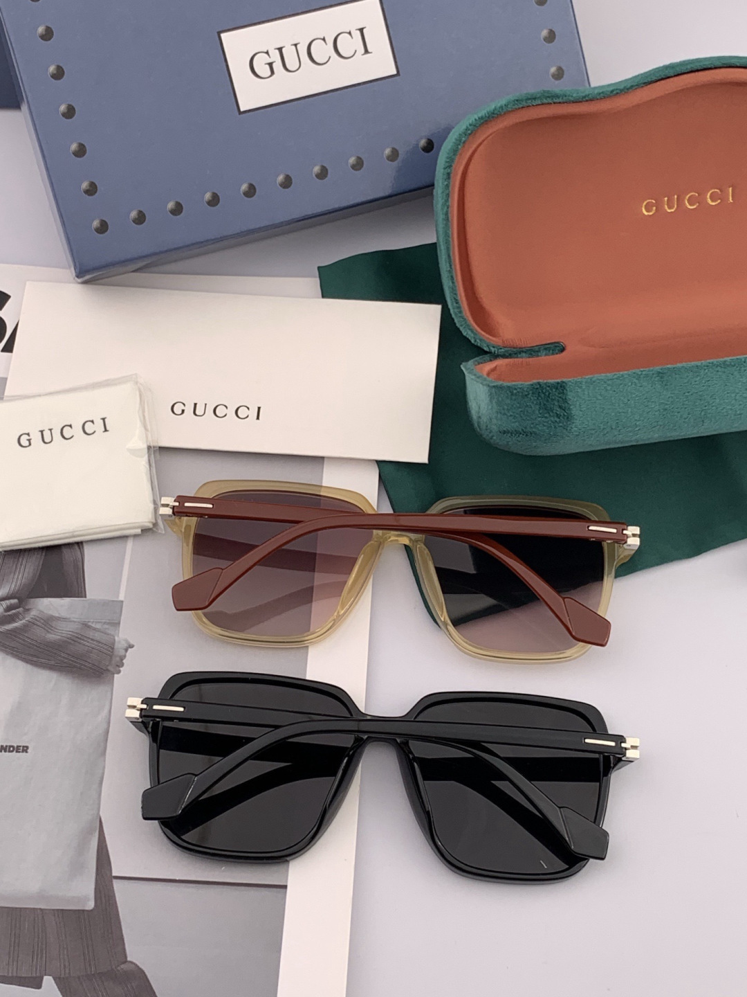 GUCCI 开春新款 最新款方框太阳镜 各路网红纷纷带起气场满分‼️ 俏皮甜美.上脸效果更佳.金属质感超