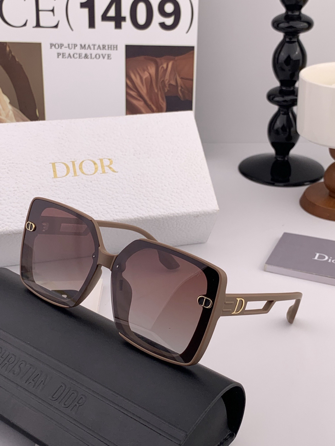 🔺 【DIOR-迪奥】开春新款 潮流爆款 时尚方框偏光太阳镜 高品质 佩戴舒适 网红潮款墨镜 女士高清偏